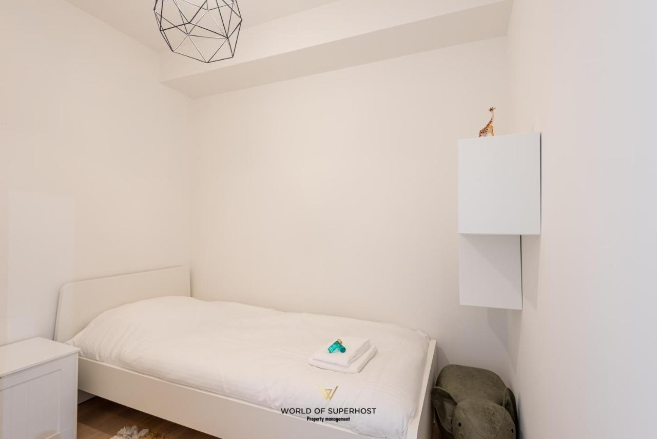 Nice Bright Apartment Near The Sea And The Marina أوستيند المظهر الخارجي الصورة